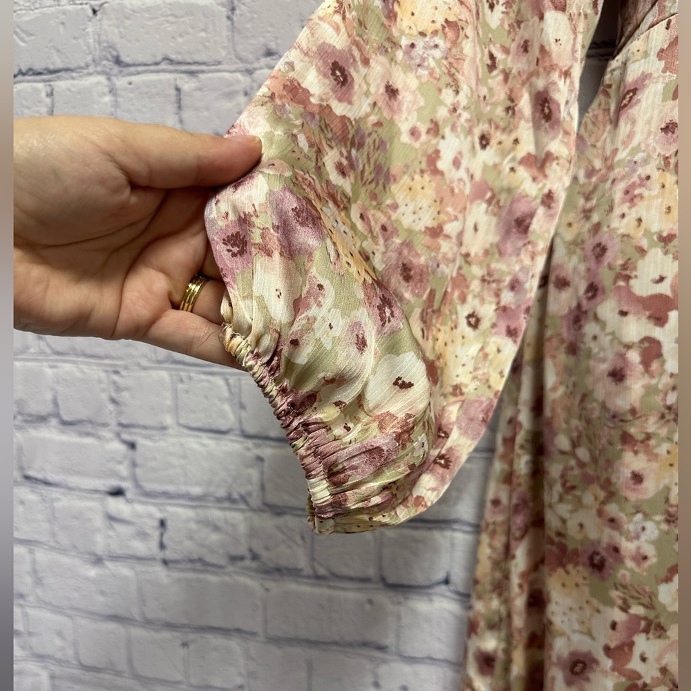 Lush Floral Midi Long Sleeve Dress NWT - Picture 3 of 14